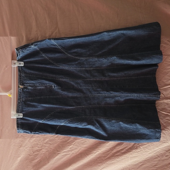 AE SPORTS&CO JEANS denim flared skirt. Women's sz 18 - Picture 3 of 6